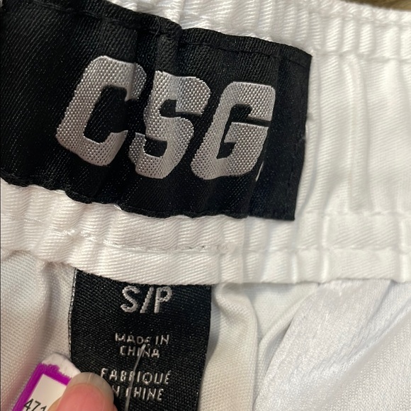 White Motopants with Lightweight Fabric - Picture 3 of 8